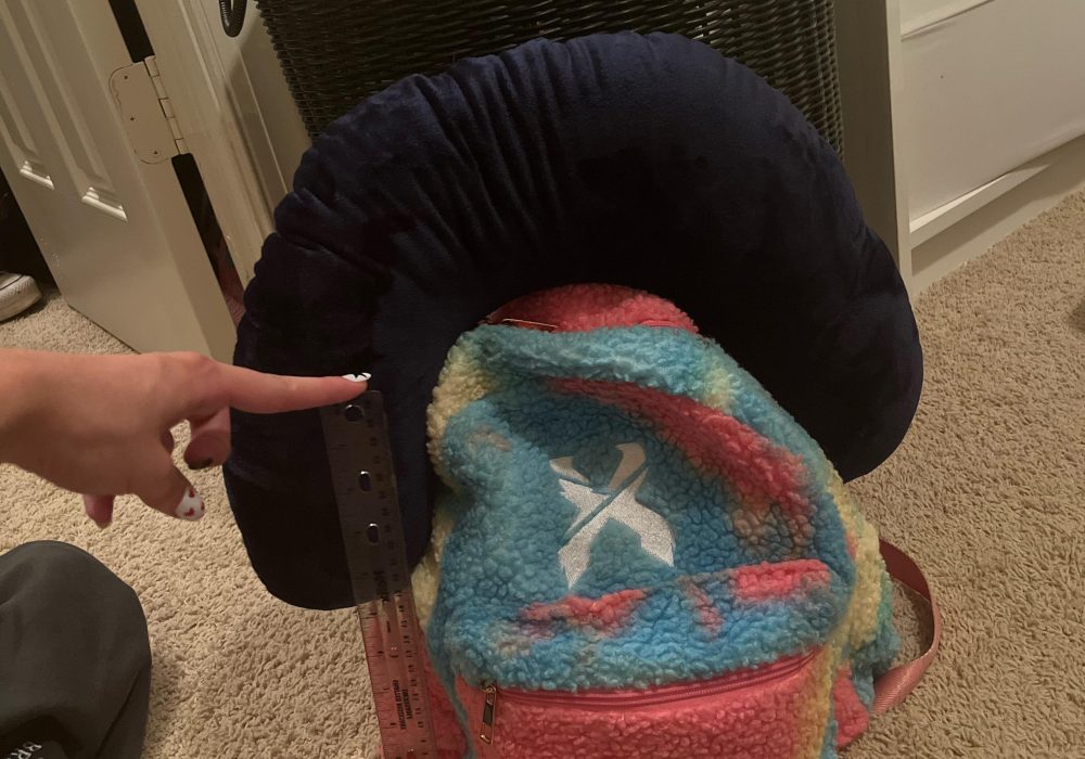 Does a Neck Pillow Count As a Personal Item,