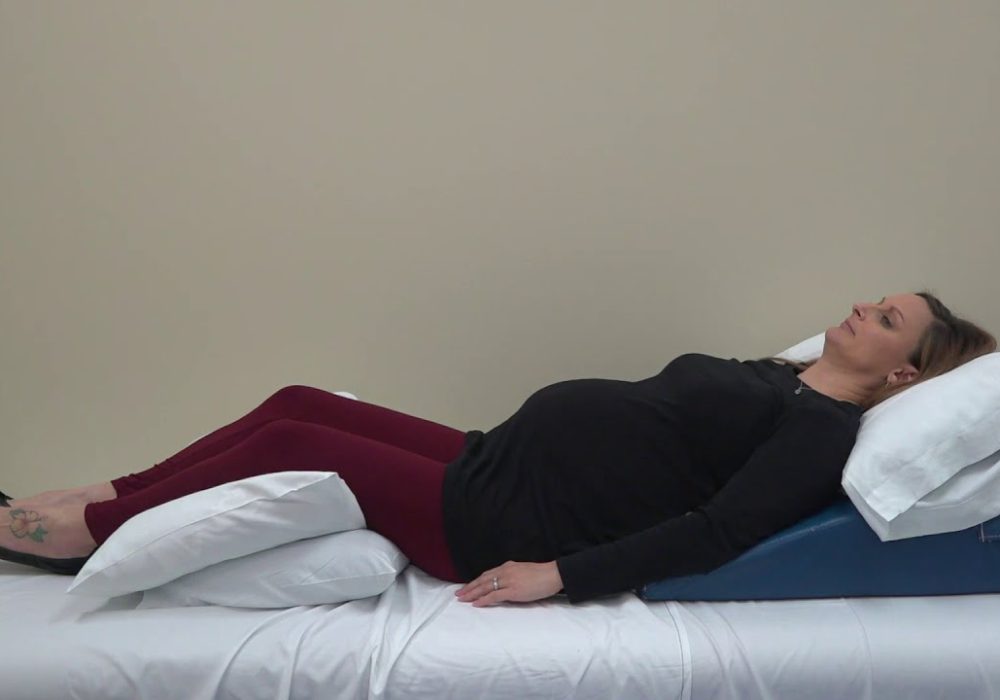 How to Put Pillow under Hips to Get Pregnant,