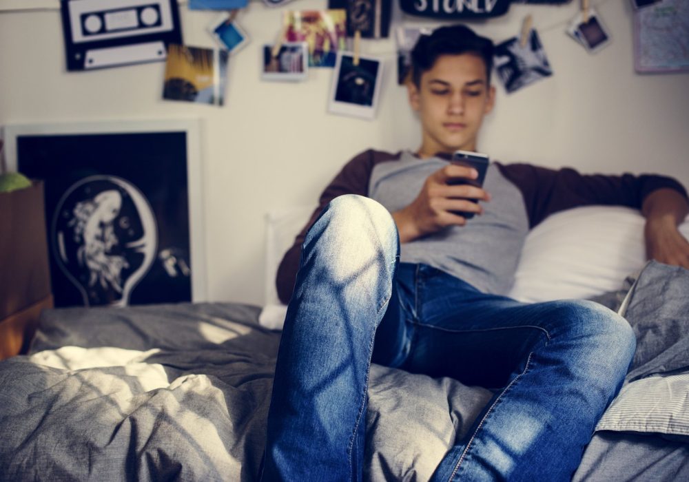How Does Social Media Affect Sleep